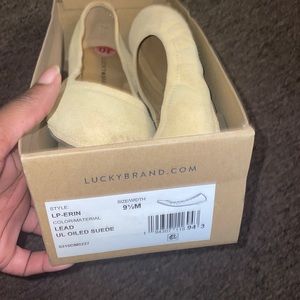 Lucky brand slide on